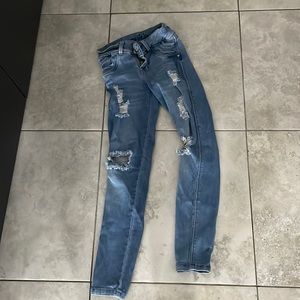 Skinny ripped jeans